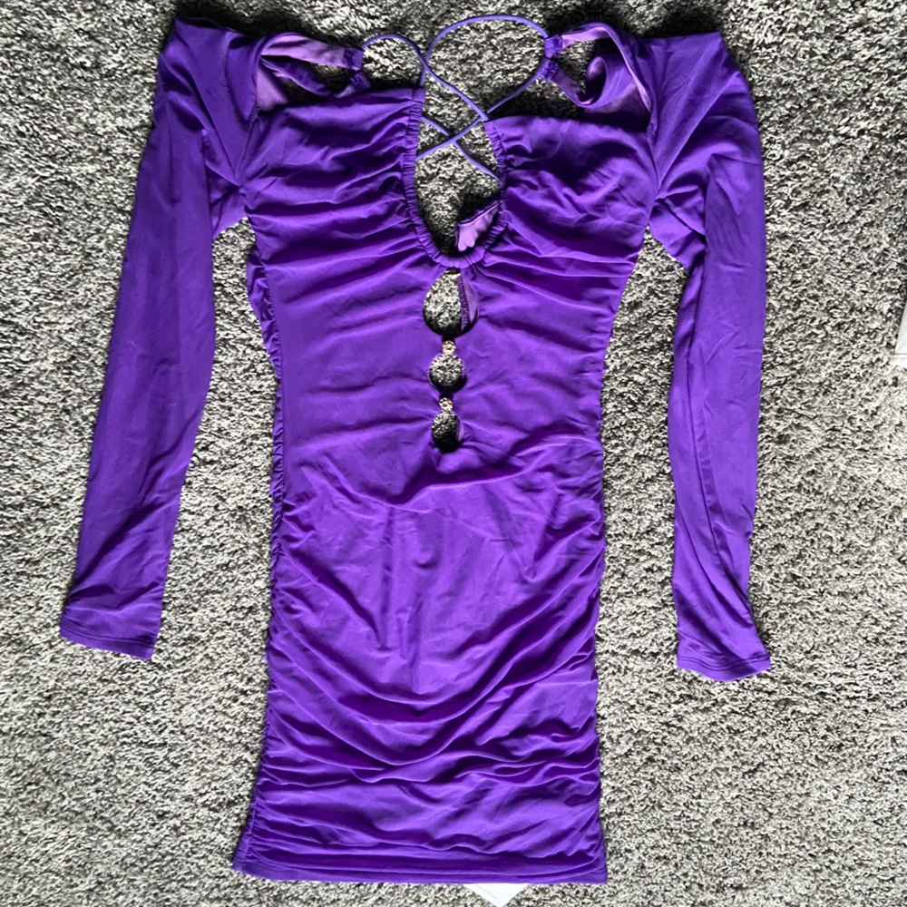 Purple bodycon minidress poster girl